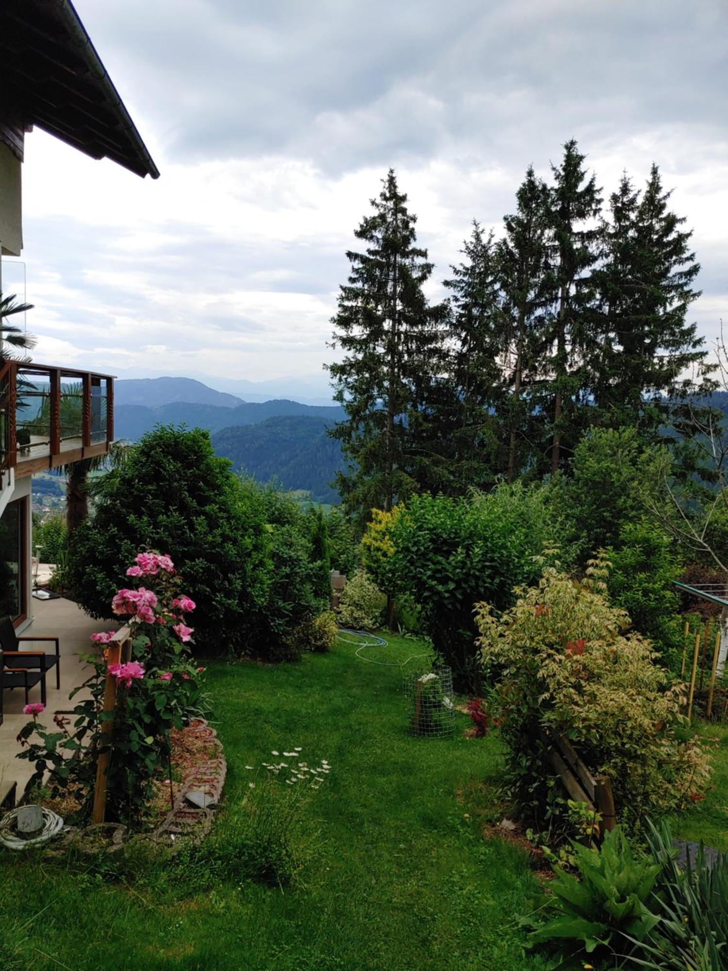 Landhaus Karawankenblick Himmelberg Εξωτερικό φωτογραφία