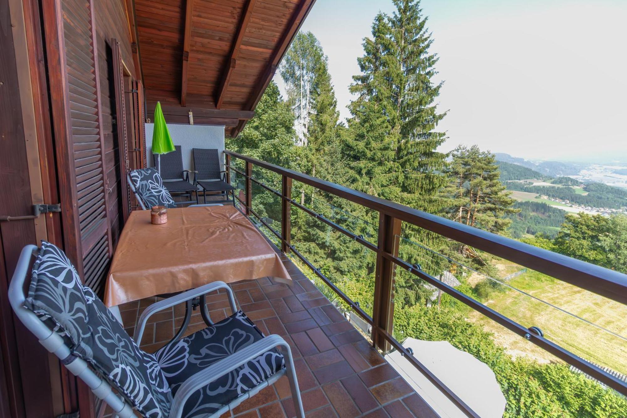 Landhaus Karawankenblick Himmelberg Δωμάτιο φωτογραφία